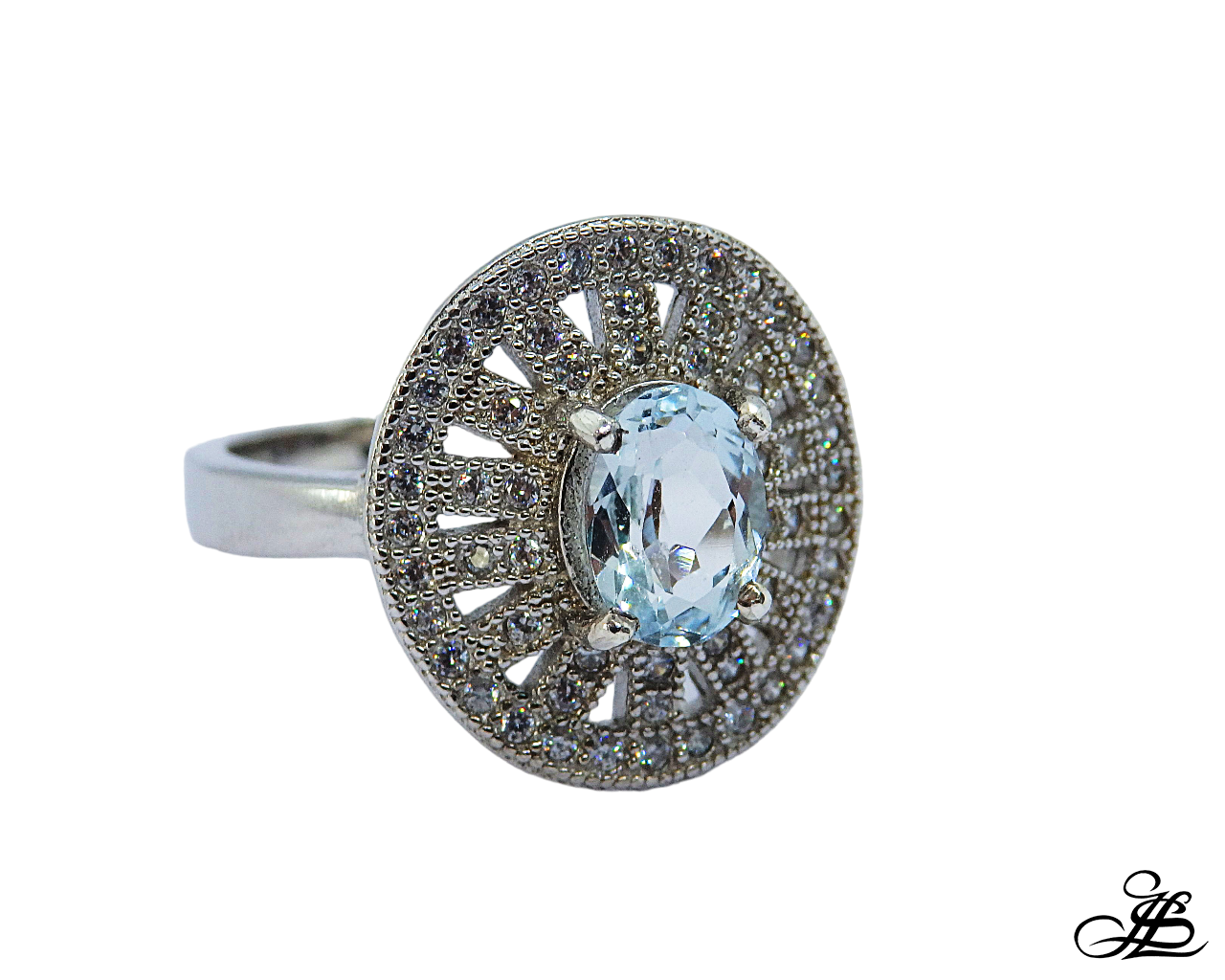 Anillo con aguamarina y zirconitas