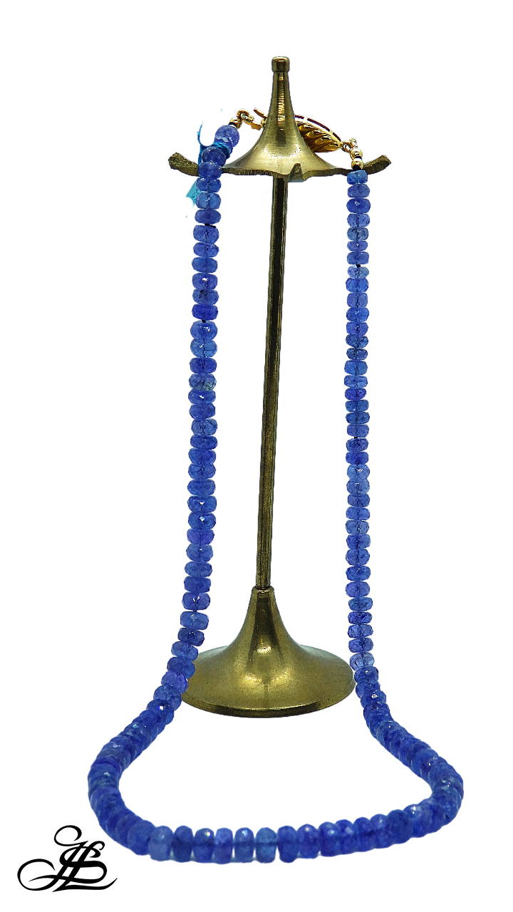 Collar de tanzanitas