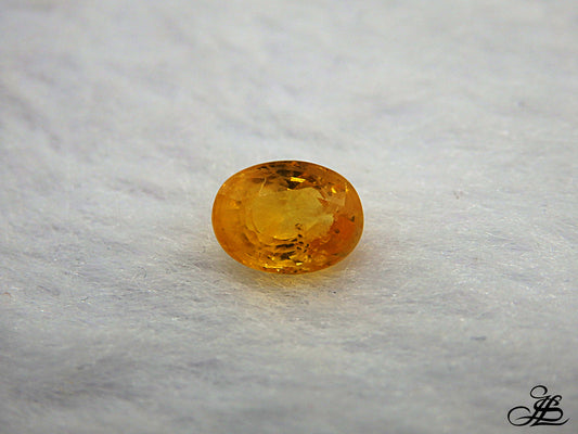 Zafiro amarillo